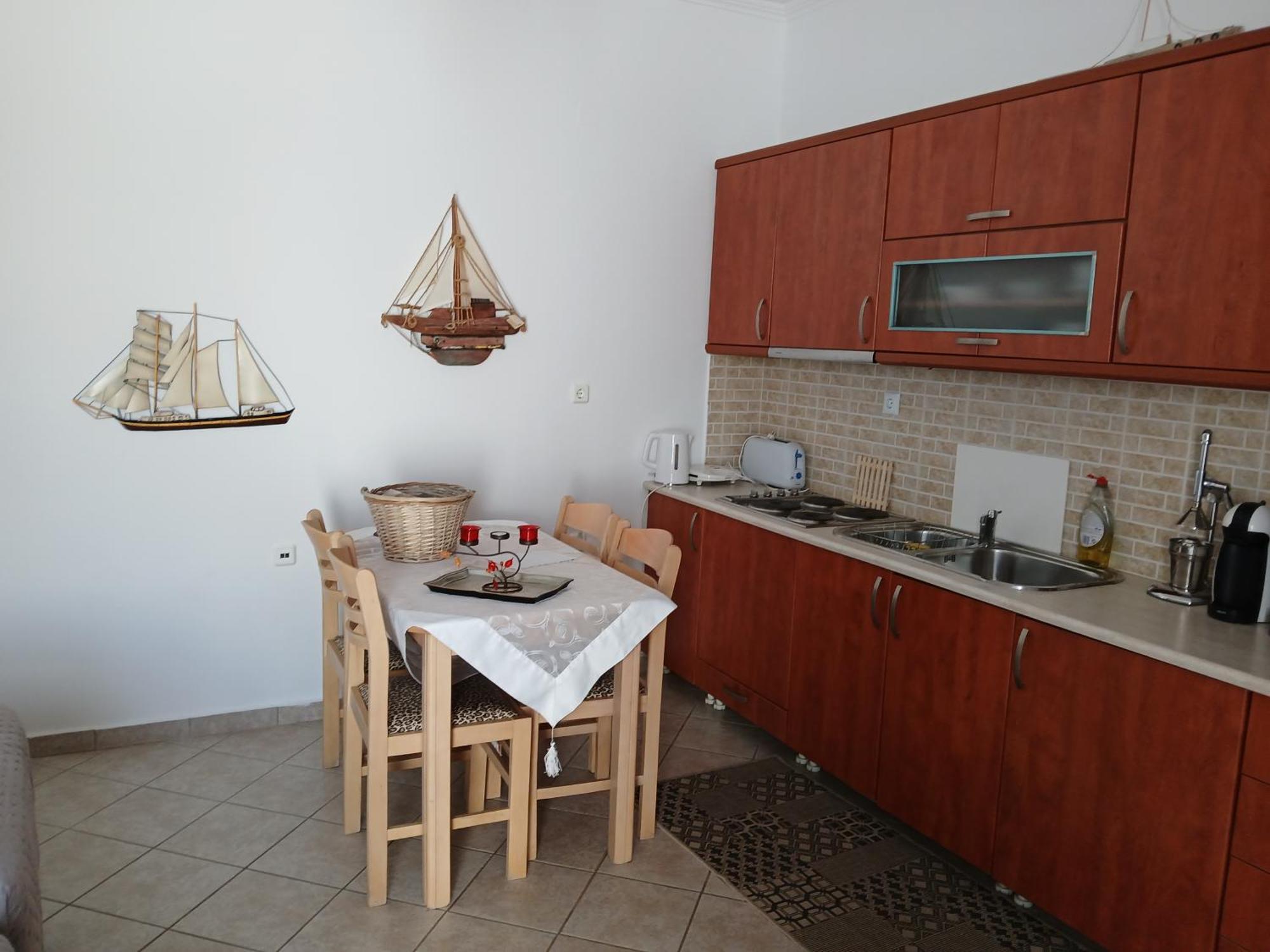 Artemis Bakery's House 1 Адамас